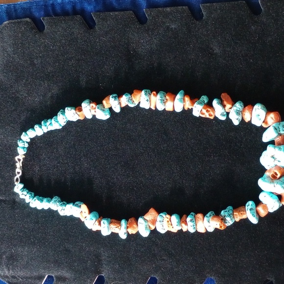Vintage Turquoise Nugget & Coral Necklace 17.5" Long - Picture 12 of 15